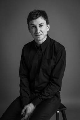 Portrait of Barber Jason Allum